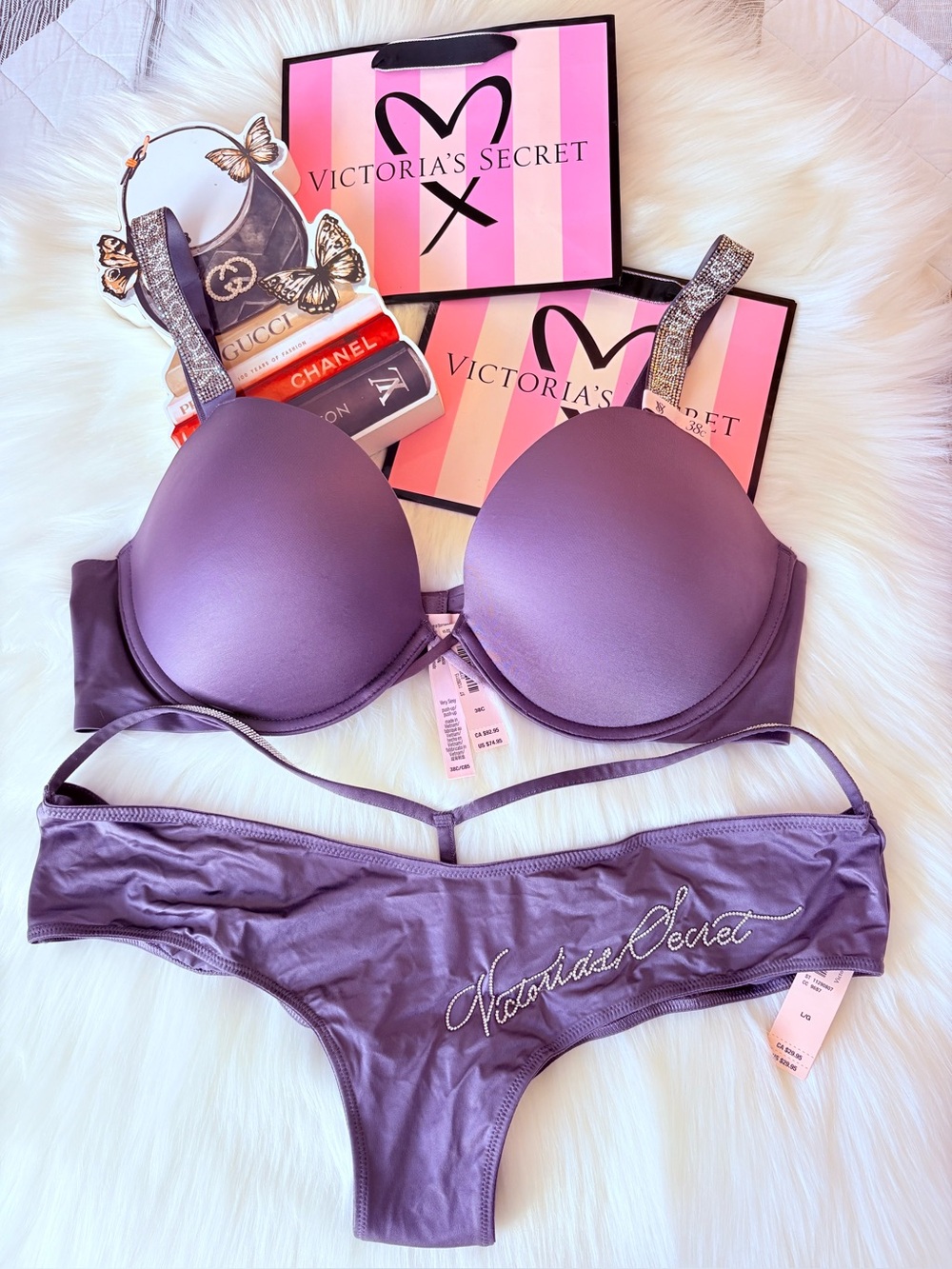 🩷🩷Victoria’s Secret shine strap bra and panty set (38C / L)🩷🩷